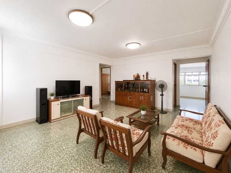 236 Jurong East Street 21, 236 Jurong East Street 21, 3 Bedrooms, 980 sqft, HDB Flat For Sale, by Bernie Cheo, 500153774 - Living Room - PropertyGuru.com.sg
