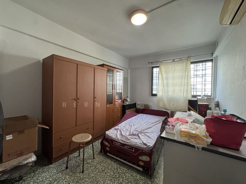 236 Jurong East Street 21, 236 Jurong East Street 21, 3 Bedrooms, 980 sqft, HDB Flat For Sale, by Bernie Cheo, 500153774 - Bedroom - PropertyGuru.com.sg