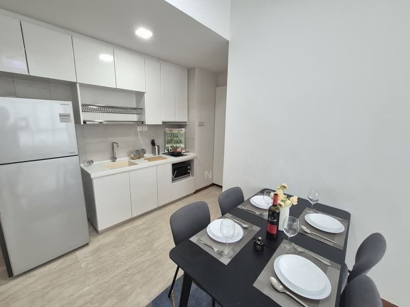 Viz at Holland, 221 Queensway, 2 Bedrooms, 861 sqft, Condominium For Sale, by Kelvin Lim, 500153781 - Kitchen - PropertyGuru.com.sg