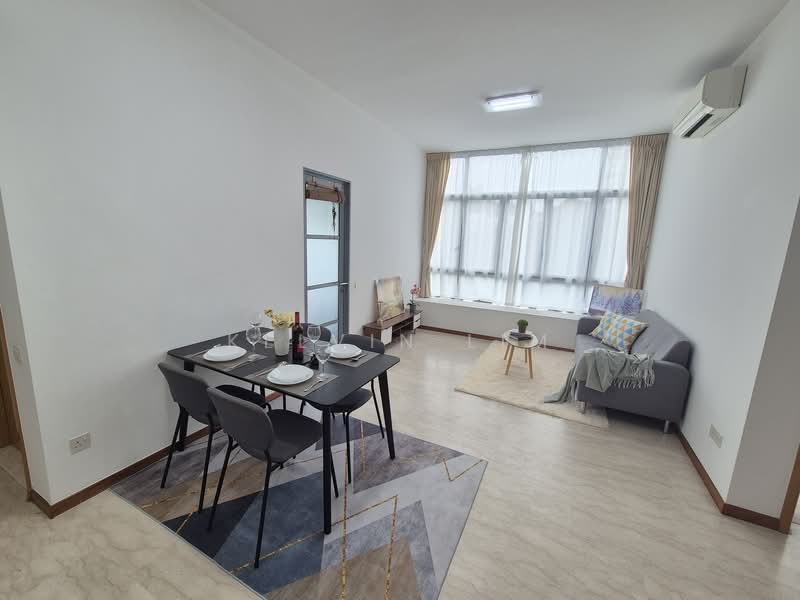 Viz at Holland, 221 Queensway, 2 Bedrooms, 861 sqft, Condominium For Sale, by Kelvin Lim, 500153781 - Living Room - PropertyGuru.com.sg