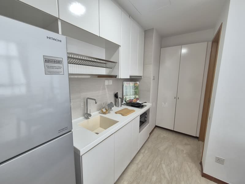 Viz at Holland, 221 Queensway, 2 Bedrooms, 861 sqft, Condominium For Sale, by Kelvin Lim, 500153781 - Kitchen - PropertyGuru.com.sg
