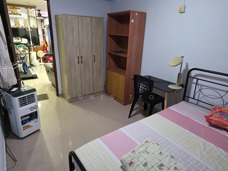 854 Jurong West Street 81, 854 Jurong West Street 81, Room Rental, 100 sqft, HDB Flat For Rent, by Agnes Teo, 500153784 - Bedroom - PropertyGuru.com.sg