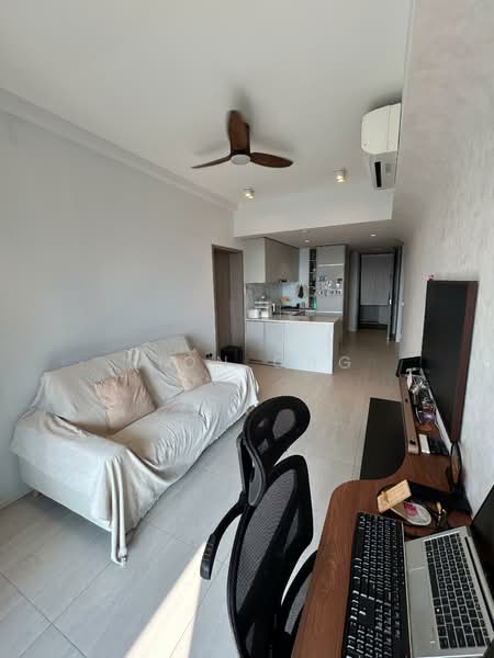 The Woodleigh Residences, 21 Bidadari Park Drive, 2 Bedrooms, 743 sqft, Apartment For Sale, by Rion Ong, 500153788 - Living Room - PropertyGuru.com.sg