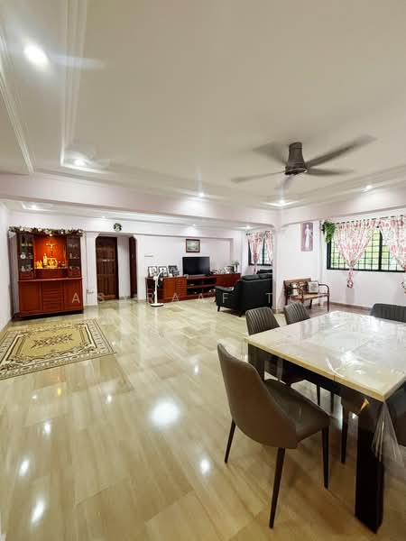 268 Tampines Street 21, 268 Tampines Street 21, 4 Bedrooms, 1,431 sqft, HDB Flat For Sale, by Asyraaf TCR, 500153790 - Living Room - PropertyGuru.com.sg