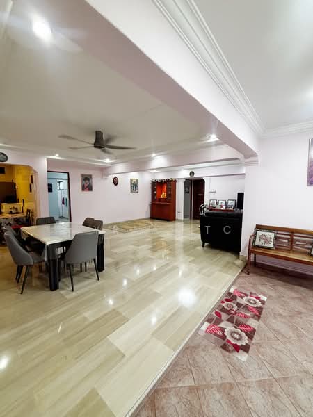 268 Tampines Street 21, 268 Tampines Street 21, 4 Bedrooms, 1,431 sqft, HDB Flat For Sale, by Asyraaf TCR, 500153790 - Living Room - PropertyGuru.com.sg