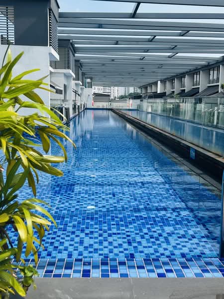 The Promenade @ Pelikat, 183 Jalan Pelikat, 3 Bedrooms, 1,389 sqft, Condominium For Sale, by Marc Lee, 500153804 - Infinity Pool - PropertyGuru.com.sg