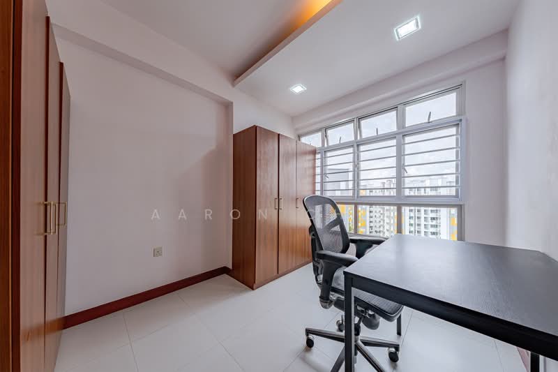 476D Choa Chu Kang Avenue 5, 476D Choa Chu Kang Avenue 5, 3 Bedrooms, 990 sqft, HDB Flat For Rent, by Aaron Chia, 500153806 - Study - PropertyGuru.com.sg