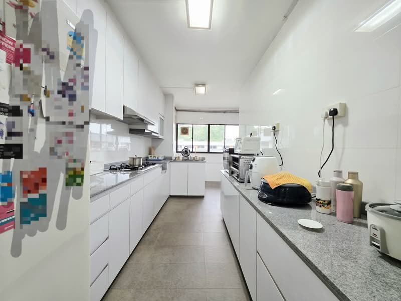 109 Clementi Street 11, 109 Clementi Street 11, 2 Bedrooms, 872 sqft, HDB Flat For Sale, by Kimberly Tang, 500153810 - Kitchen - PropertyGuru.com.sg