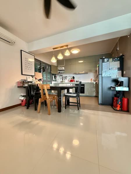 315A Punggol Way, 315A Punggol Way, 3 Bedrooms, 1,216 sqft, HDB Flat For Sale, by Mitchelle Wong, 500153813 - Dining Room - PropertyGuru.com.sg