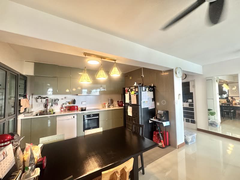 315A Punggol Way, 315A Punggol Way, 3 Bedrooms, 1,216 sqft, HDB Flat For Sale, by Mitchelle Wong, 500153813 - Kitchen - PropertyGuru.com.sg