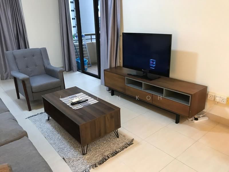Bayshore Park, 50 Bayshore Road, 2 Bedrooms, 936 sqft, Condominium For Sale, by Lillian Koh, 500153815 - Living Room - PropertyGuru.com.sg