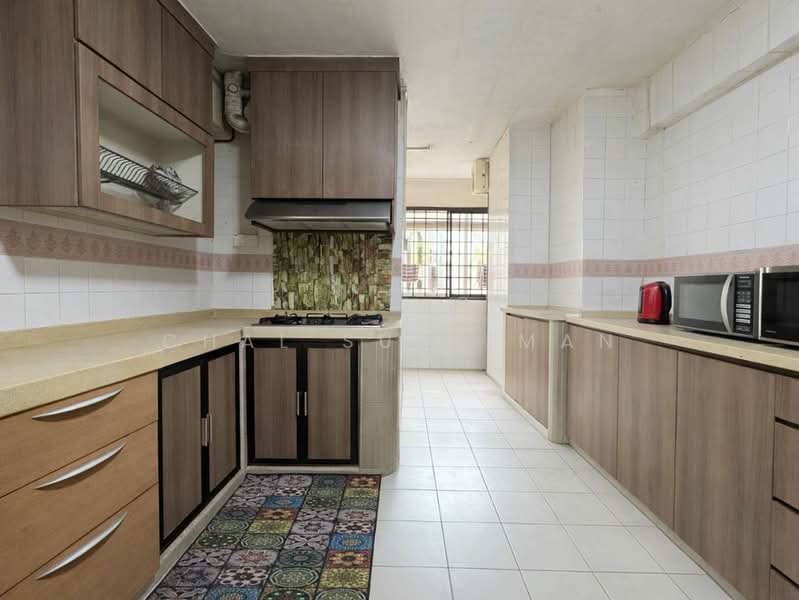 291 Choa Chu Kang Avenue 3, 291 Choa Chu Kang Avenue 3, 3 Bedrooms, 1,119 sqft, HDB Flat For Sale, by Chal Sulaiman, 500153816 - Kitchen - PropertyGuru.com.sg
