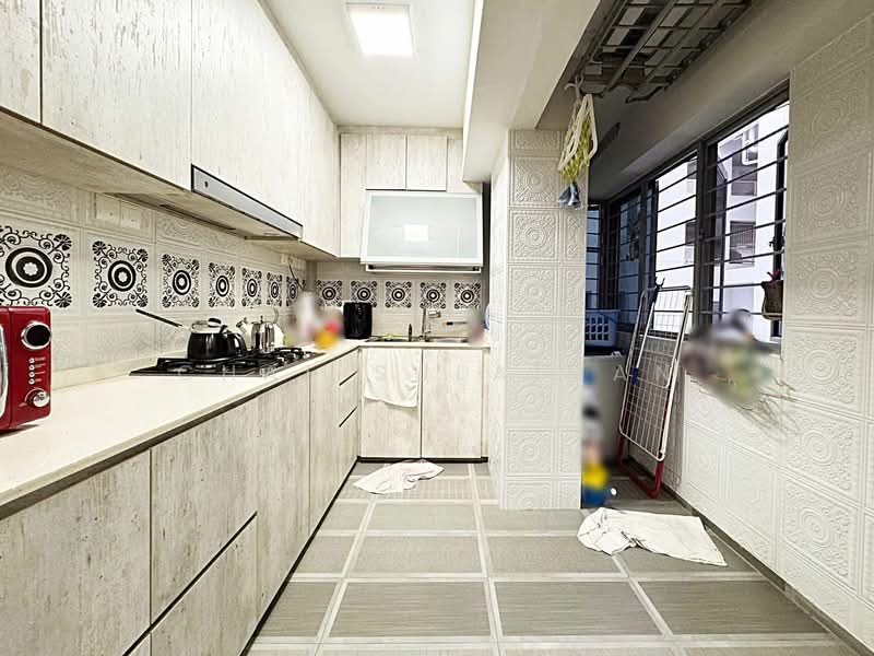515B Tampines Central 7, 515B Tampines Central 7, 3 Bedrooms, 1,130 sqft, HDB Flat For Sale, by Chal Sulaiman, 500153820 - Kitchen - PropertyGuru.com.sg