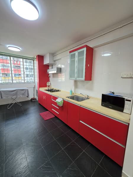631 Hougang Avenue 8, 631 Hougang Avenue 8, Room Rental, 100 sqft, HDB Flat For Rent, by Jeremy Tan, 500153828 - Kitchen - PropertyGuru.com.sg
