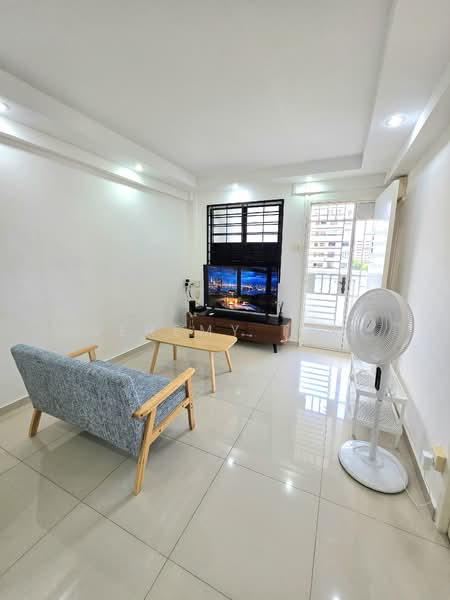 631 Hougang Avenue 8, 631 Hougang Avenue 8, Room Rental, 100 sqft, HDB Flat For Rent, by Jeremy Tan, 500153828 - Living Room - PropertyGuru.com.sg