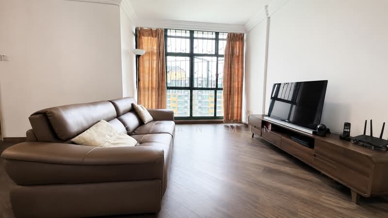 690F Woodlands Drive 75, 690F Woodlands Drive 75, 3 Bedrooms, 1,184 sqft, HDB Flat For Sale, by Ng Han Min, 500153829 - Living Room - PropertyGuru.com.sg
