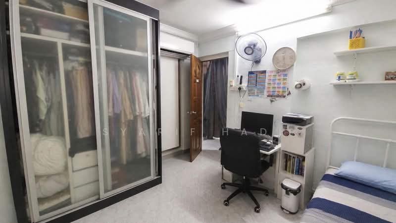 16 Saint George's Road, 16 Saint George's Road, 3 Bedrooms, 1,012 sqft, HDB Flat For Sale, by Syarif Hadi, 500153834 - Bedroom - PropertyGuru.com.sg