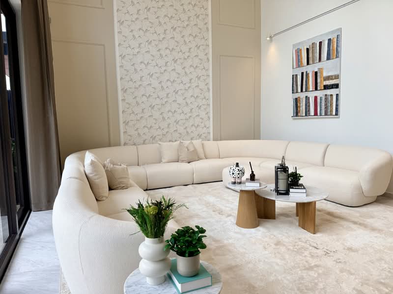 ★Eminence Landed★Brand New Terrace near Novena MRT & Malls, Shrewsbury Road, 6 Bedrooms, 6,062 sqft, Terraced House For Sale, by Catherine Lee, 500153843 - Living Room - PropertyGuru.com.sg