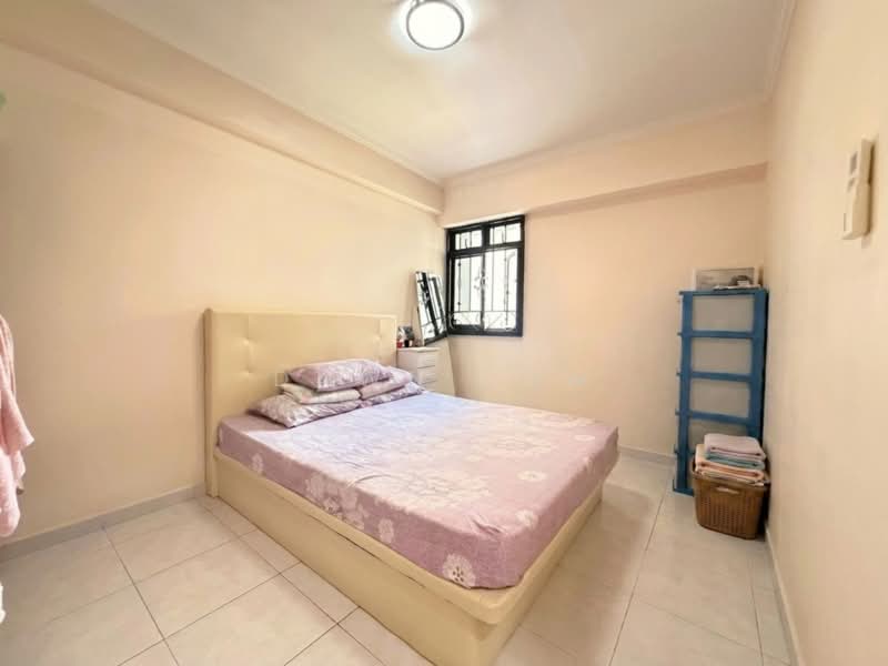 682C Jurong West Central 1, 682C Jurong West Central 1, 3 Bedrooms, 1,023 sqft, HDB Flat For Sale, by Dawn Low, 500153850 - Common Bedroom - PropertyGuru.com.sg