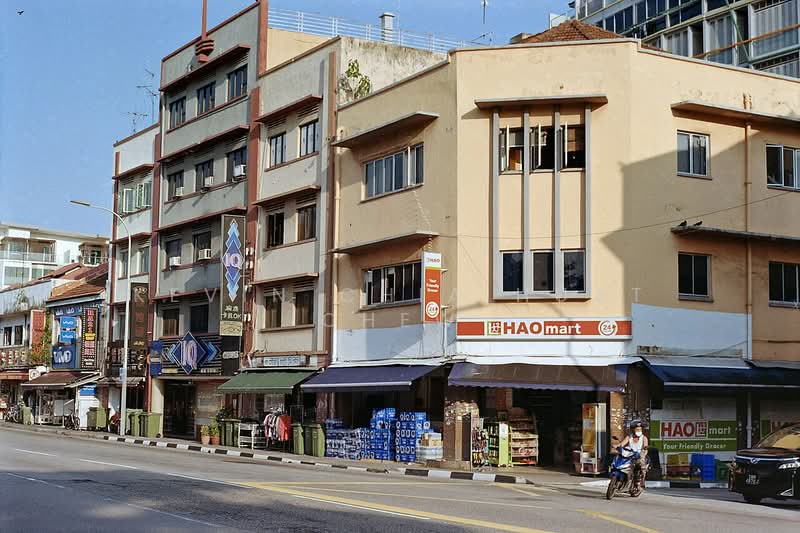 BIG size Geylang Road shop for RENT, , 3,400 sqft, Shop / Shophouse For Rent, by Kevin Chia Huat Chew, 500153854 - CommercialGuru.com.sg
