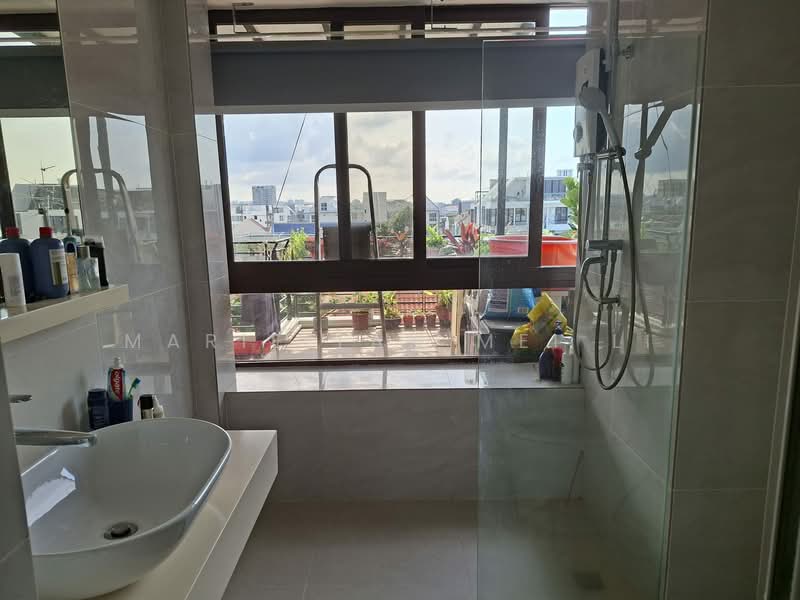 The Bale, 10 Lorong H Telok Kurau, Room Rental, 230 sqft, Apartment For Rent, by Marie Tan Mei Li, 500153860 - Bathroom - PropertyGuru.com.sg