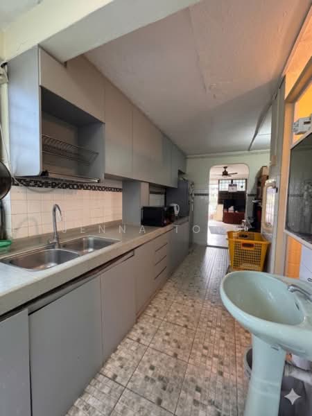 116 Lorong 2 Toa Payoh, 116 Lorong 2 Toa Payoh, 2 Bedrooms, 678 sqft, HDB Flat For Sale, by Jenna Tong, 500153862 - Kitchen - PropertyGuru.com.sg
