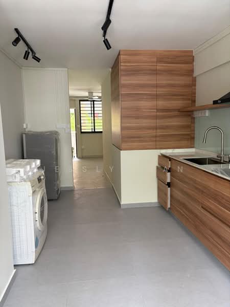 844 Tampines Street 82, 844 Tampines Street 82, 2 Bedrooms, 688 sqft, HDB Flat For Rent, by Jesslyn Tan, 500153899 - Kitchen - PropertyGuru.com.sg