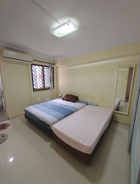 488 Jurong West Avenue 1, 488 Jurong West Avenue 1, 3 Bedrooms, 990 sqft, HDB Flat For Sale, by Anne Lay propnex, 500153935 - Bedroom - PropertyGuru.com.sg