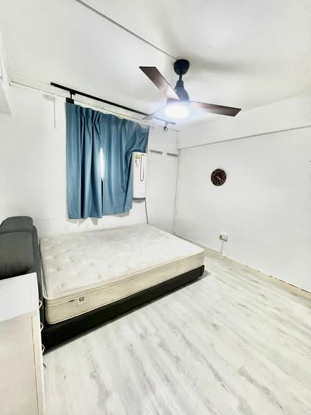 34 Lorong 5 Toa Payoh, 34 Lorong 5 Toa Payoh, 2 Bedrooms, 721 sqft, HDB Flat For Sale, by Kavin Kuah, 500153936 - Bedroom - PropertyGuru.com.sg