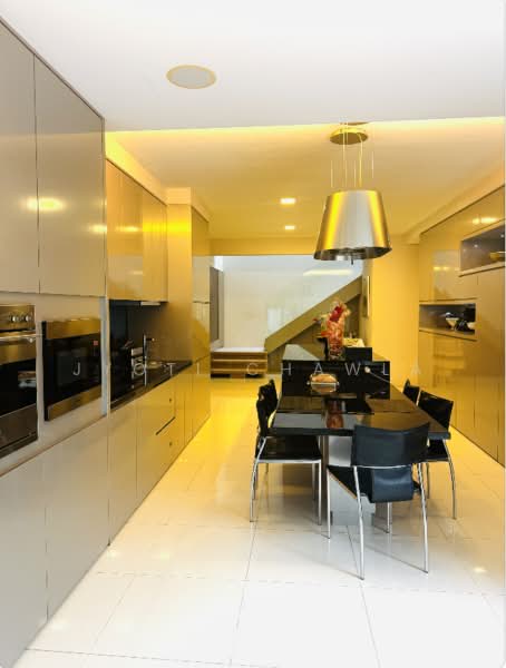 The Aureum Manor @ Goodman Road @Katong, , 5 Bedrooms, 6,980 sqft, Semi-Detached House For Sale, by Jyoti Chawla, 500153945 - Dry Kitchen + Private Dining - PropertyGuru.com.sg