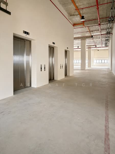 14 Senoko Way, 14 Senoko Way, Sembawang / Yishun, 22,559 sqft, Factory / Workshop (B2) For Rent, by Asyraaf TCR, 500153946 - Corridor - CommercialGuru.com.sg