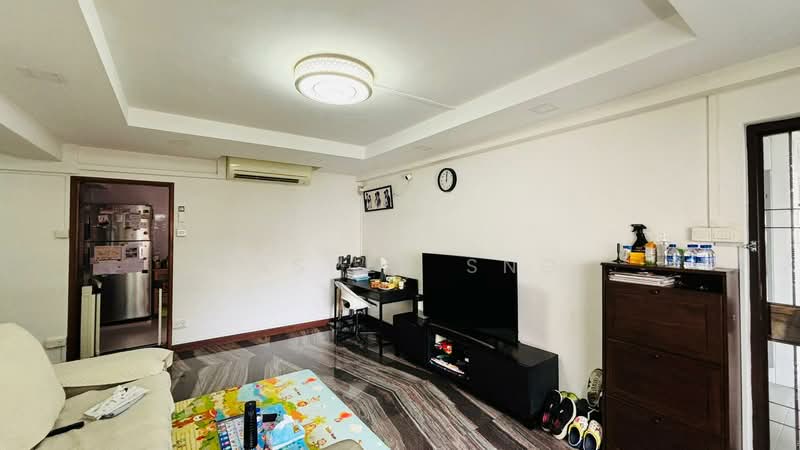 325 Tah Ching Road, 325 Tah Ching Road, 5 Bedrooms, 1,335 sqft, HDB Flat For Sale, by Jasper Sng, 500153952 - Living Room - PropertyGuru.com.sg