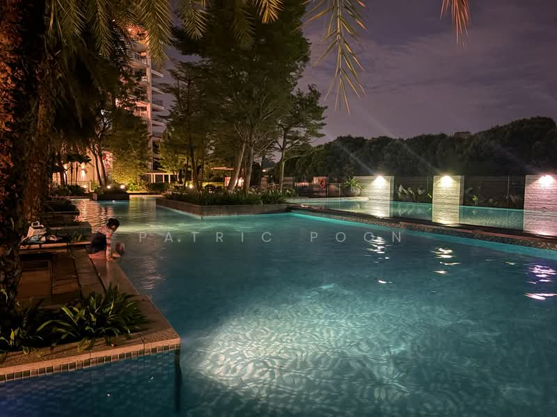 Sky @ Eleven, 5 Thomson Lane, 4 Bedrooms, 2,270 sqft, Condominium For Sale, by Patric Poon, 500153956 - Pool - PropertyGuru.com.sg