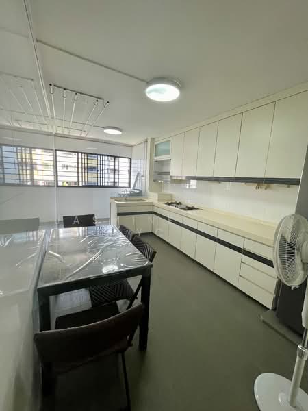 226 Serangoon Avenue 4, 226 Serangoon Avenue 4, 3 Bedrooms, 980 sqft, HDB Flat For Sale, by Jasmine Tan YC, 500153958 - Kitchen - PropertyGuru.com.sg