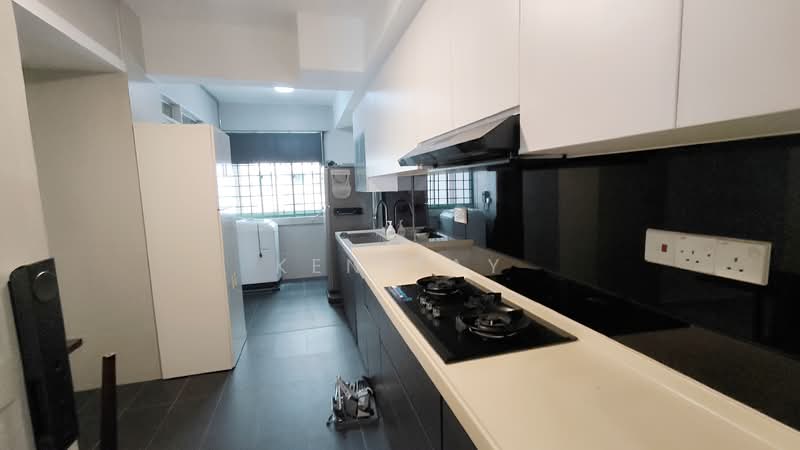 Changi Court, 708 Upper Changi Road East, 3 Bedrooms, 868 sqft, Condominium For Rent, by Ken Tay, 500153963 - Kitchen - PropertyGuru.com.sg