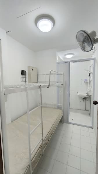 Changi Court, 708 Upper Changi Road East, 3 Bedrooms, 868 sqft, Condominium For Rent, by Ken Tay, 500153963 - Bedroom - PropertyGuru.com.sg