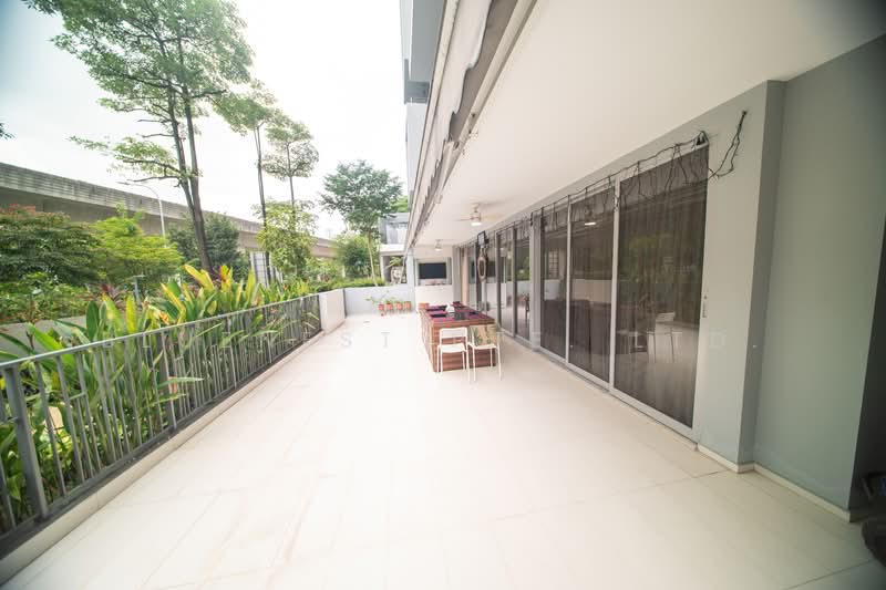 Prive, 31 Punggol Field, 3 Bedrooms, 1,604 sqft, Executive Condominium For Sale, by JOREEN LIM, 500153964 - Balcony - PropertyGuru.com.sg
