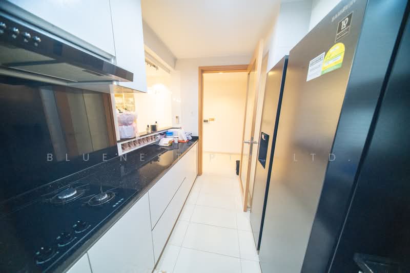 Prive, 31 Punggol Field, 3 Bedrooms, 1,604 sqft, Executive Condominium For Sale, by JOREEN LIM, 500153964 - Kitchen - PropertyGuru.com.sg
