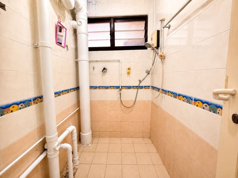 28 Kelantan Road, 28 Kelantan Road, 2 Bedrooms, 700 sqft, HDB Flat For Sale, by Jonathan Foo JH, 500153966 - Bathroom - PropertyGuru.com.sg