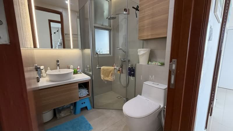 Grosvenor View, 3 Lengkong Empat, 3 Bedrooms, 1,780 sqft, Condominium For Rent, by Faith Lim, 500153977 - Bathroom - PropertyGuru.com.sg