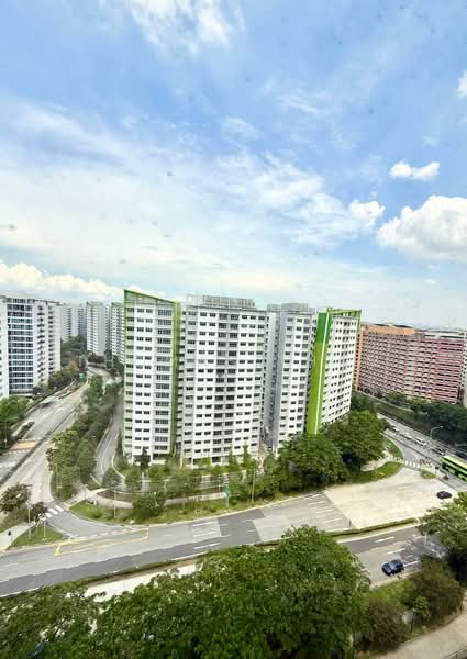 621A Tampines Street 61, 621A Tampines Street 61, 3 Bedrooms, 1,001 sqft, HDB Flat For Sale, by Thomas Tham, 500153979 - Exterior - PropertyGuru.com.sg