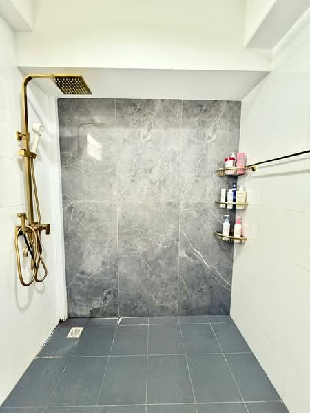621A Tampines Street 61, 621A Tampines Street 61, 3 Bedrooms, 1,001 sqft, HDB Flat For Sale, by Thomas Tham, 500153979 - Bathroom - PropertyGuru.com.sg