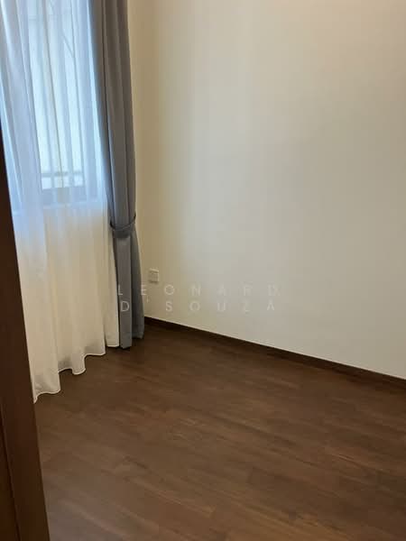 Parksuites, 18 Holland Grove Road, 2 Bedrooms, 786 sqft, Condominium For Rent, by Leonard D'Souza, 500154011 - Common Bedroom - PropertyGuru.com.sg