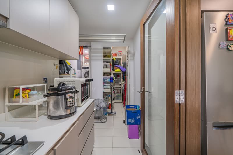 The Visionaire, 174 Canberra Drive, 4 Bedrooms, 1,141 sqft, Executive Condominium For Sale, by Alvin Kee, 500154025 - Kitchen - PropertyGuru.com.sg