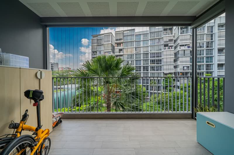The Visionaire, 174 Canberra Drive, 4 Bedrooms, 1,141 sqft, Executive Condominium For Sale, by Alvin Kee, 500154025 - Balcony - PropertyGuru.com.sg