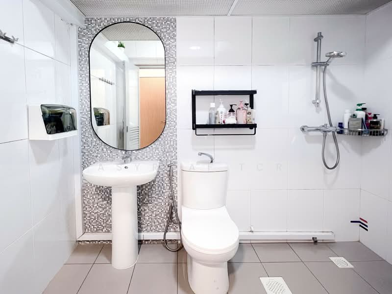 103B Bidadari Park Drive, 103B Bidadari Park Drive, 3 Bedrooms, 1,001 sqft, HDB Flat For Sale, by Asyraaf TCR, 500154028 - Bathroom - PropertyGuru.com.sg