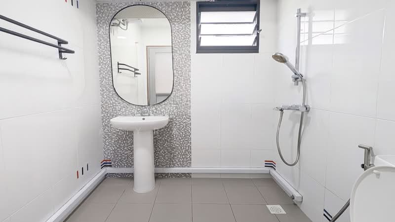 103B Bidadari Park Drive, 103B Bidadari Park Drive, 3 Bedrooms, 1,001 sqft, HDB Flat For Sale, by Asyraaf TCR, 500154028 - Bathroom - PropertyGuru.com.sg