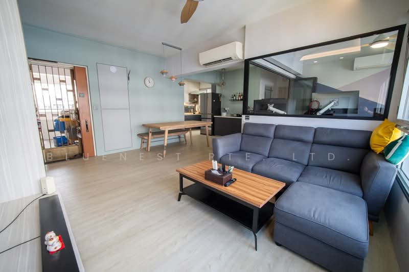441B Bukit Batok West Avenue 8, 441B Bukit Batok West Avenue 8, 3 Bedrooms, 990 sqft, HDB Flat For Sale, by JOREEN LIM, 500154043 - Living Room - PropertyGuru.com.sg