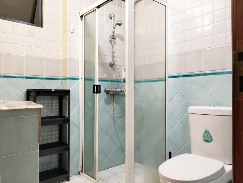 Dover Parkview, 30 Dover Rise, Room Rental, 200 sqft, Condominium For Rent, by Evan Tan, 500154046 - Bathroom - PropertyGuru.com.sg