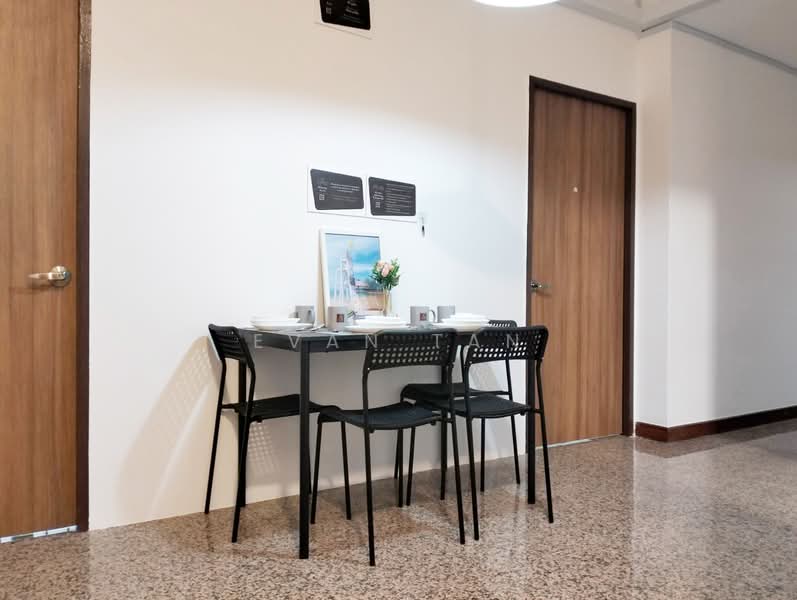 Dover Parkview, 30 Dover Rise, Room Rental, 200 sqft, Condominium For Rent, by Evan Tan, 500154059 - Dining Room - PropertyGuru.com.sg